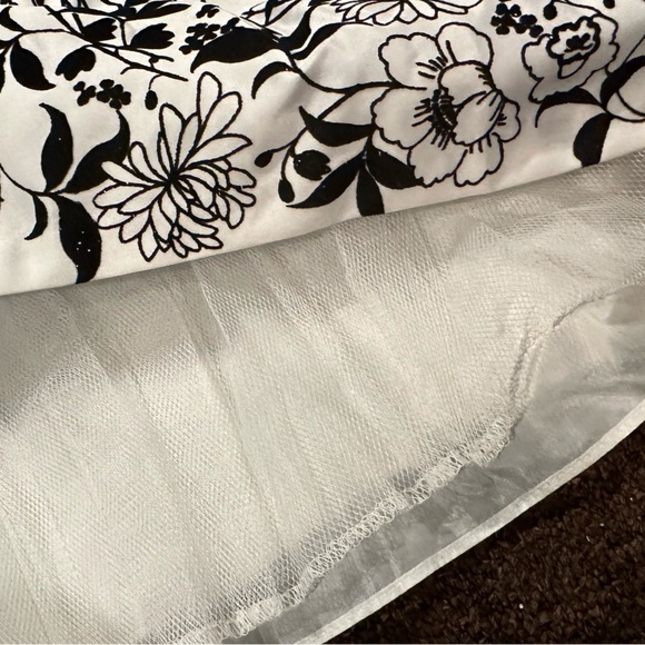 Junior Ladies Rare Editions Glitter Black White Dress Formal/Holiday Sz 16-18 - Picture 4 of 5